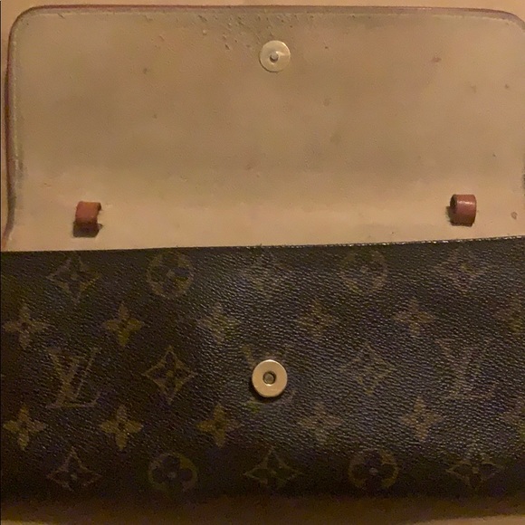 Louis Vuitton Twin GM Looking To Trade - Picture 3 of 6